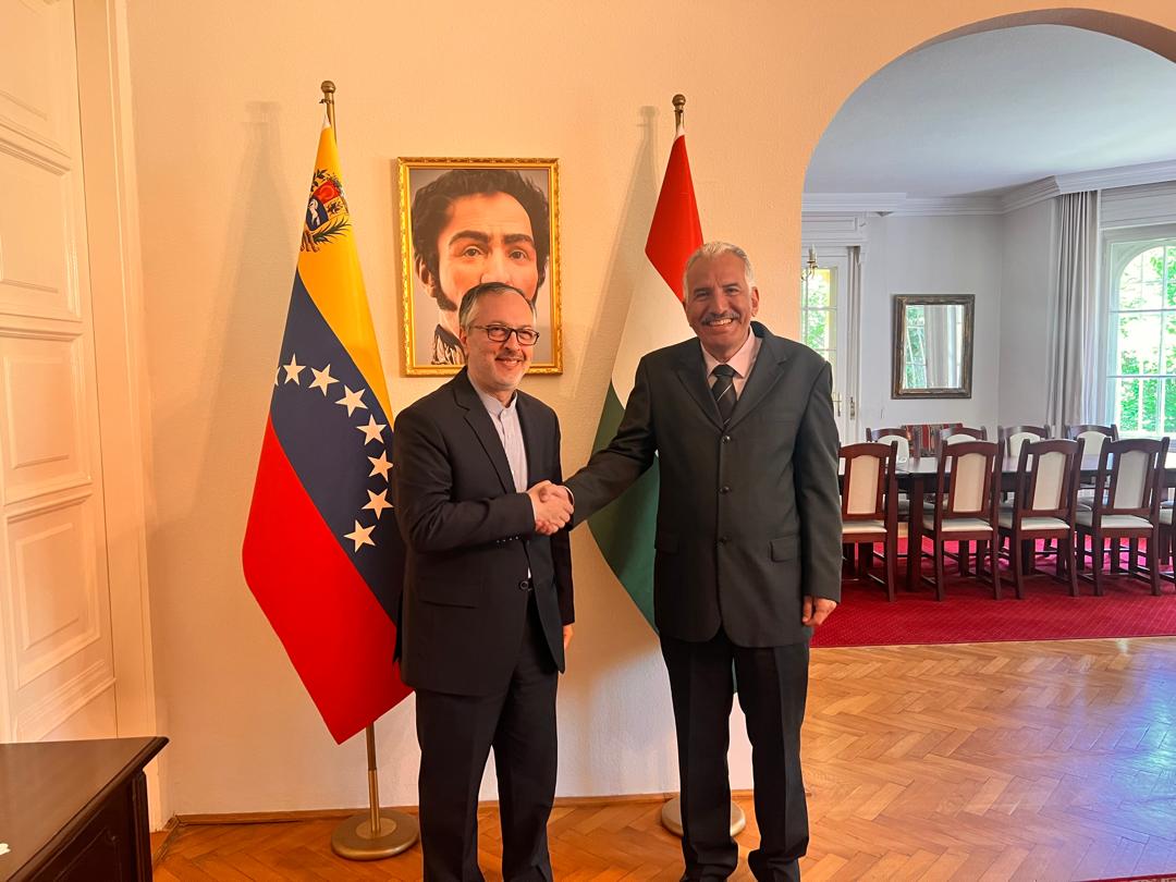 Embajador José Ramón Rivero recibió la visita de S.E. Morteza Moradian, Embajador de la República Islámica de Irán en Hungría